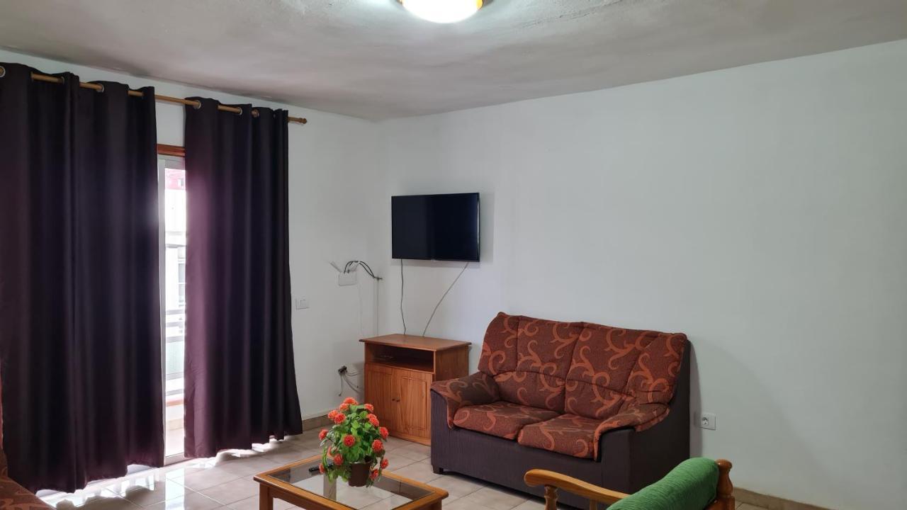 Apartamentos El Valle Frontera Kültér fotó